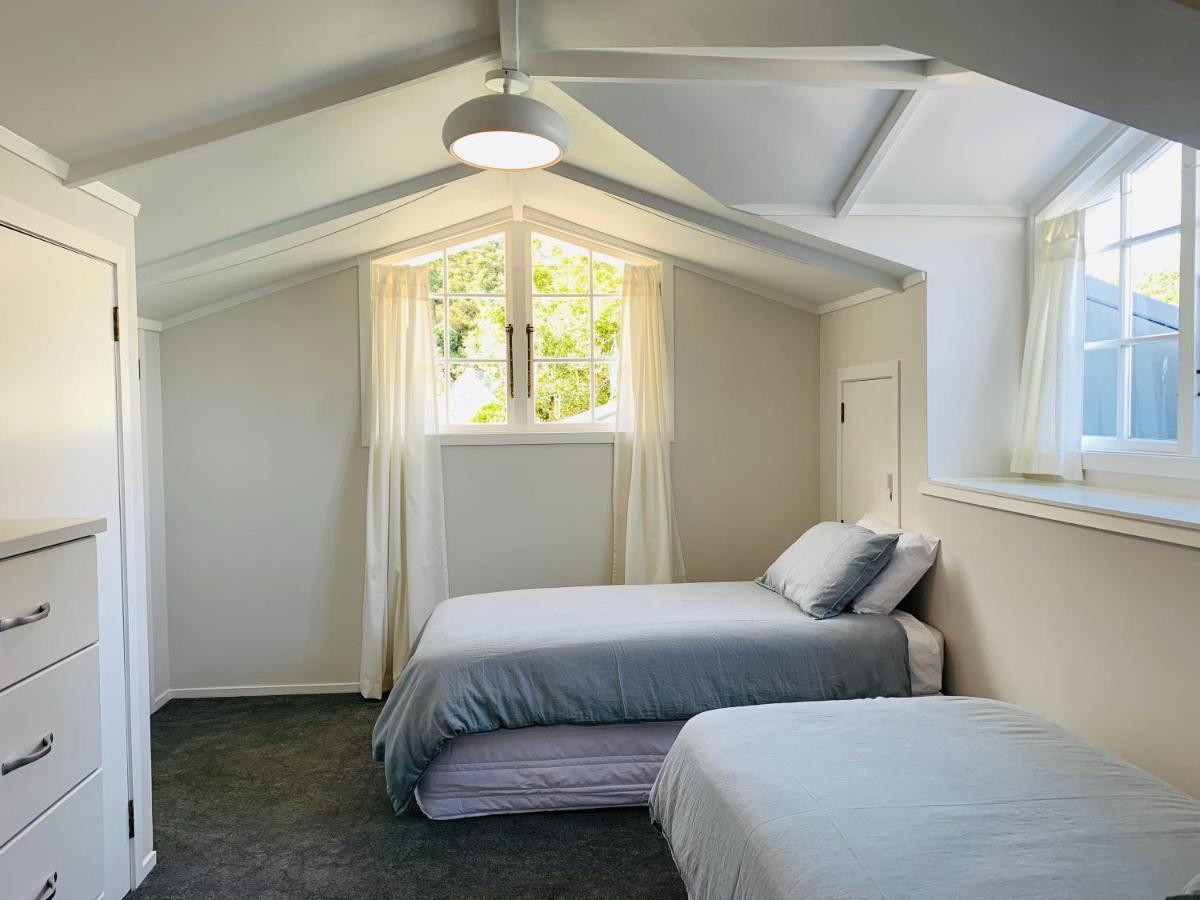 9 The Strand - New Pricing! Russell Eksteriør bilde